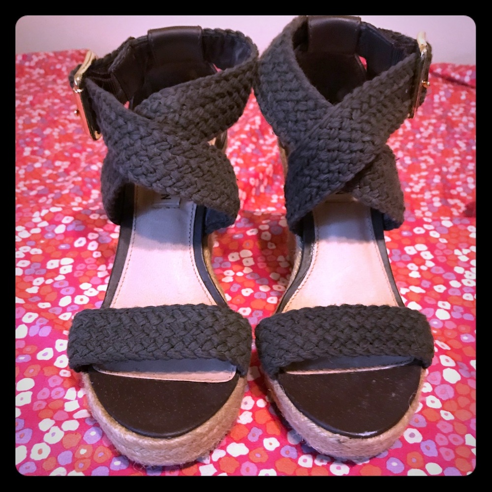 Steve Madden brown wedges size 6.5